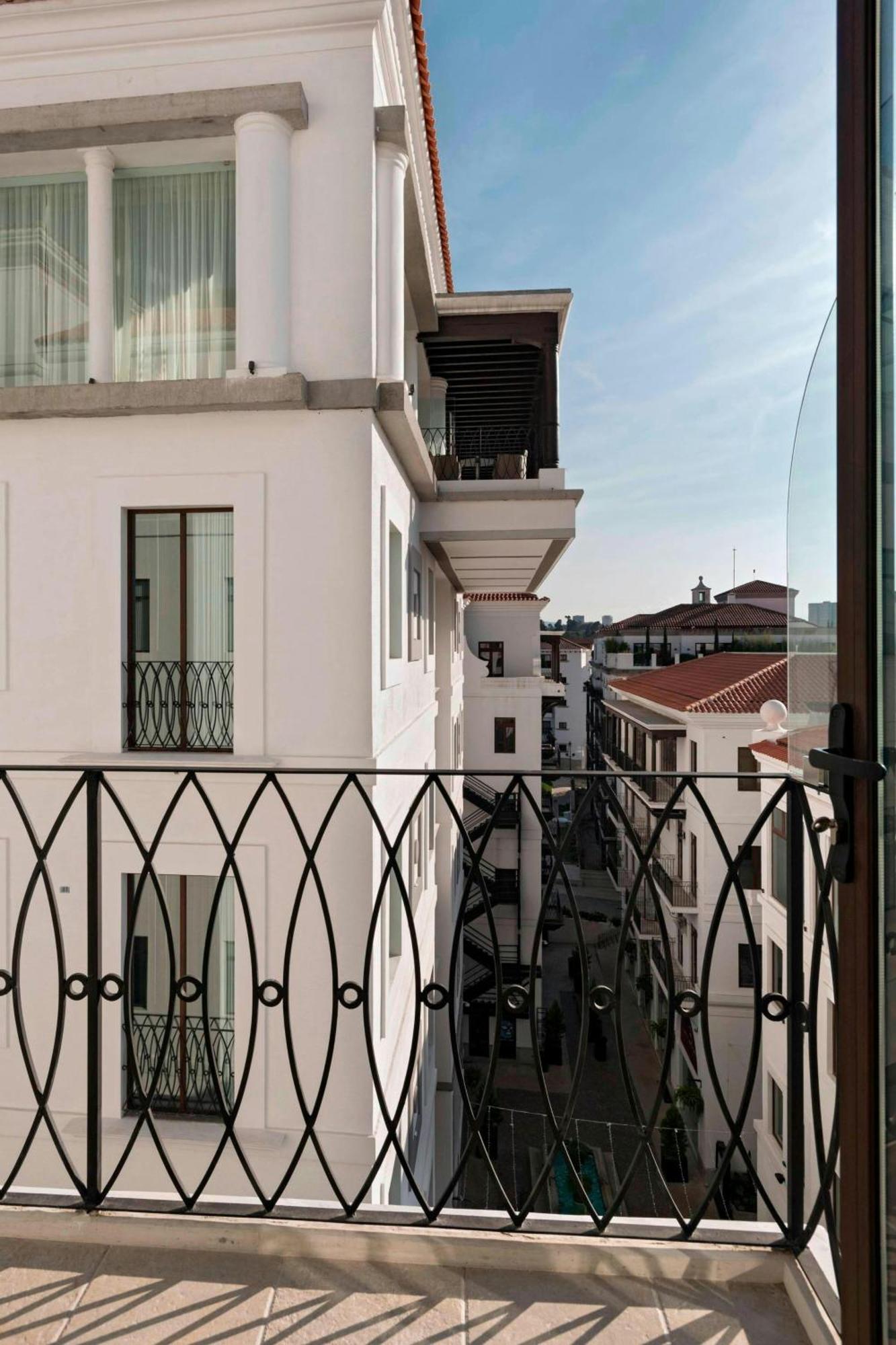 Ac Hotels By Marriott Guatemala-Stadt Exterior foto