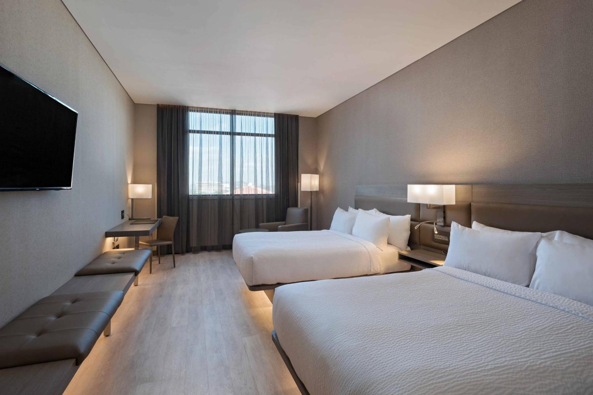 Ac Hotels By Marriott Guatemala-Stadt Exterior foto
