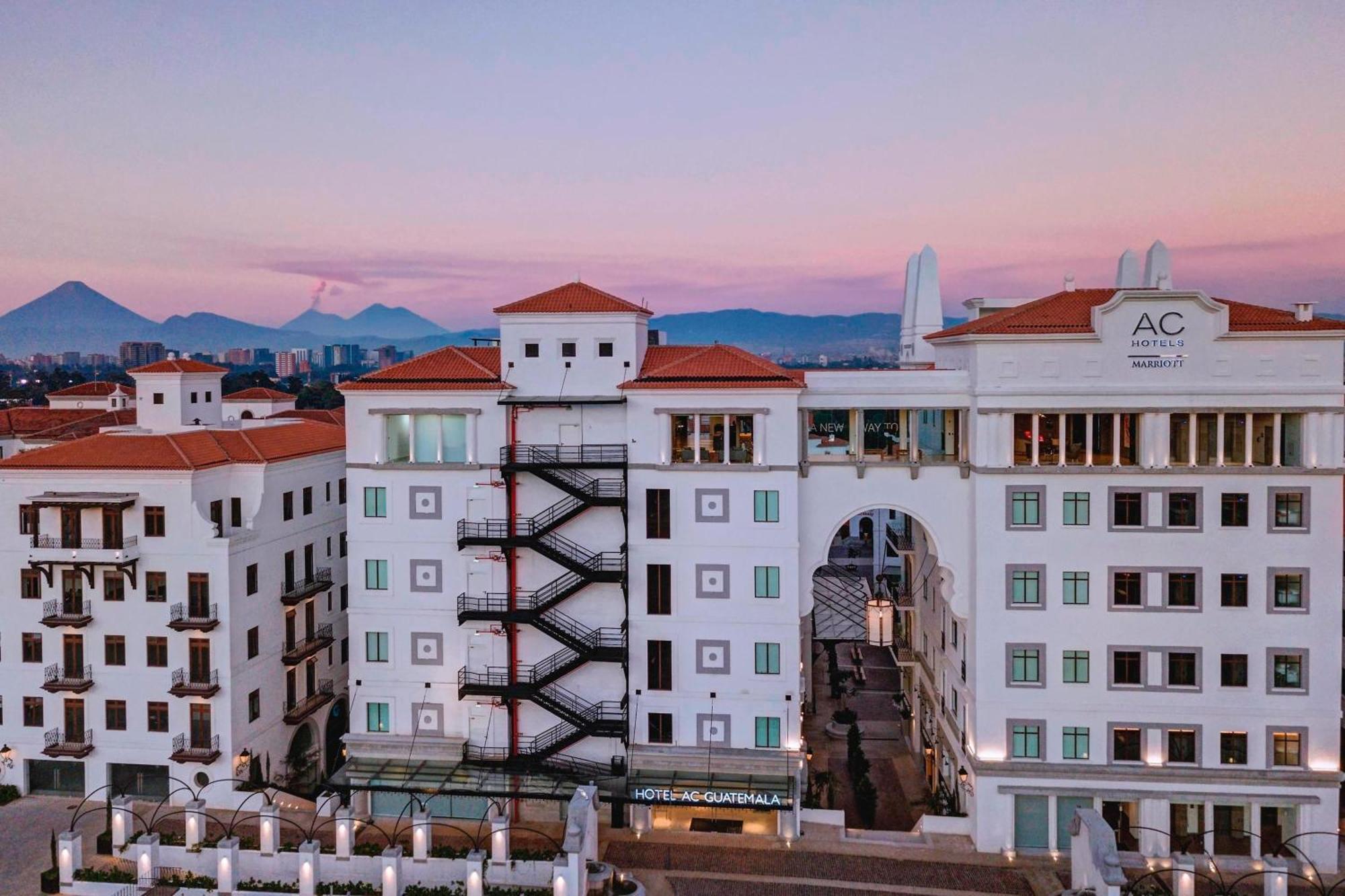 Ac Hotels By Marriott Guatemala-Stadt Exterior foto